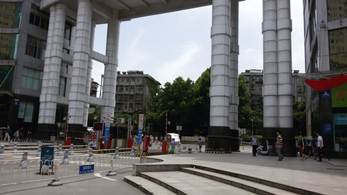 ʦѧ300KVA黯UPS